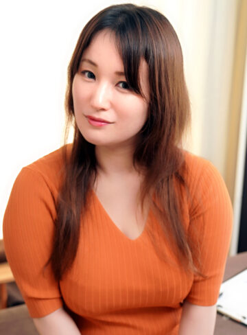 【pwife1027】こずえ 2｜茶髪ロングヘアー人妻のエステ整体動画